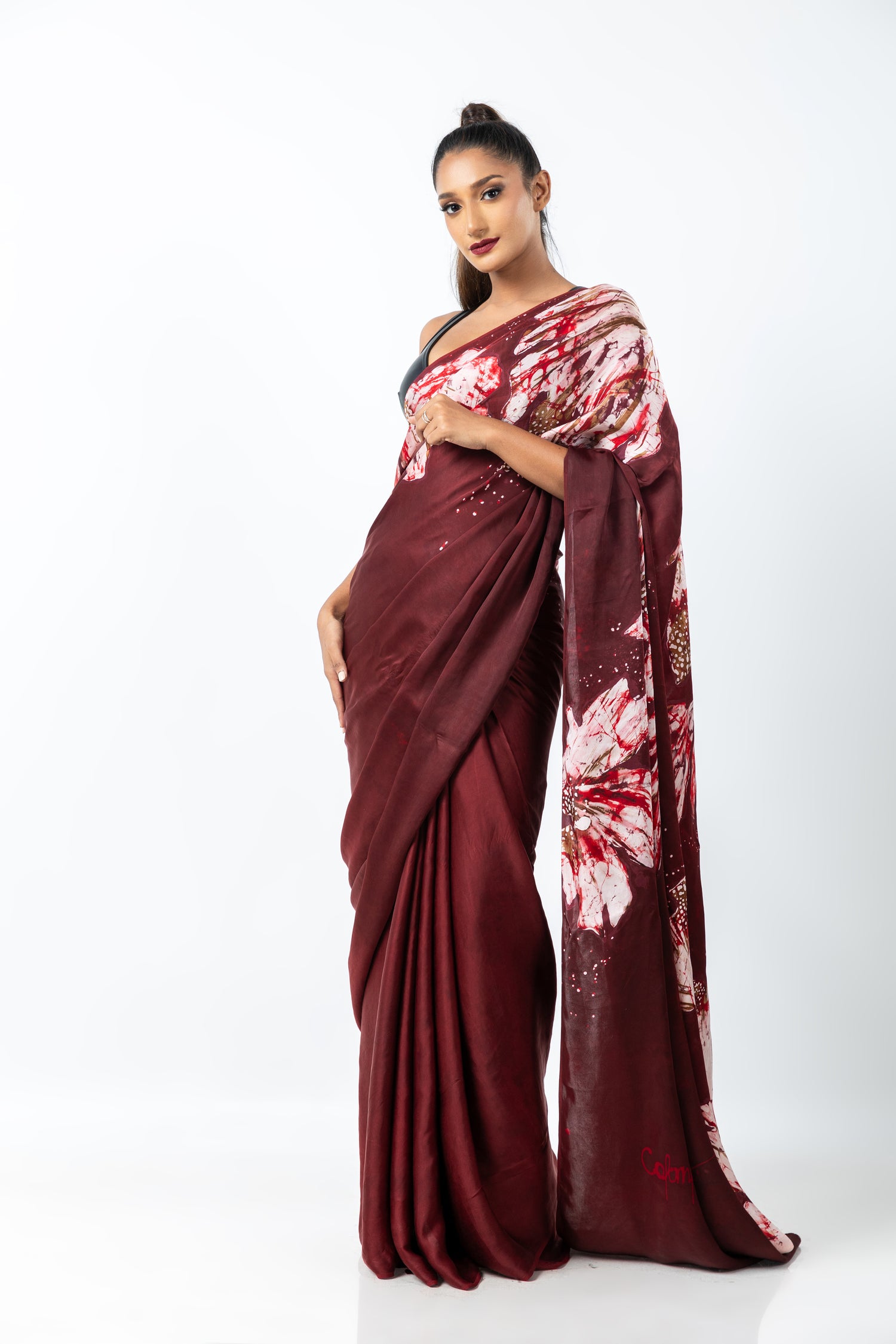 Elegant Blooms Saree