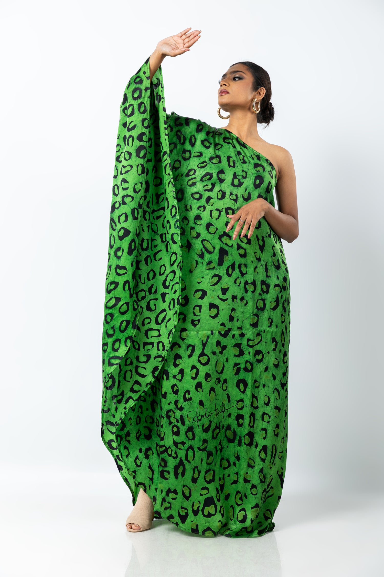 Ravishing Green Tiger Pose Maxi Dress