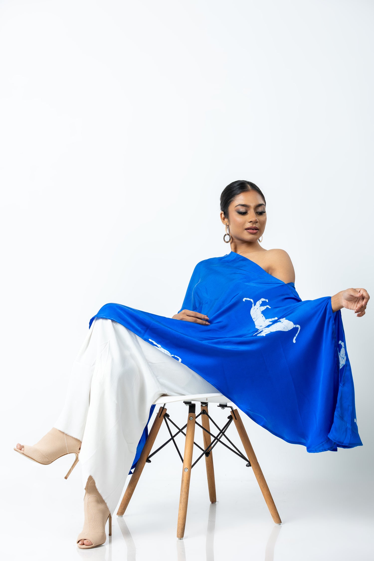 Tiger Majesty Poncho