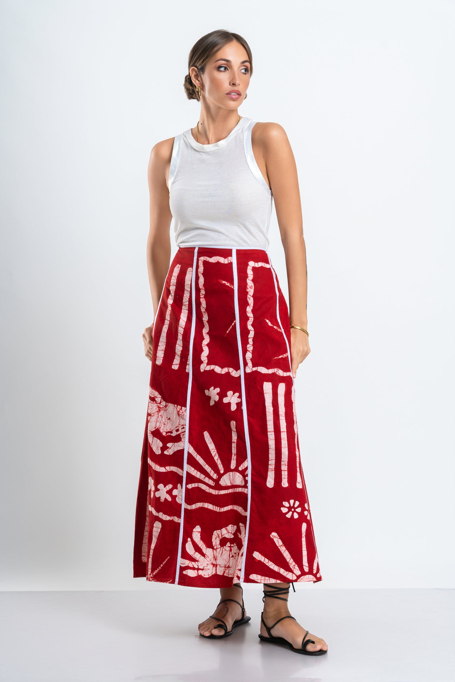Sandy Curve Red Skirt