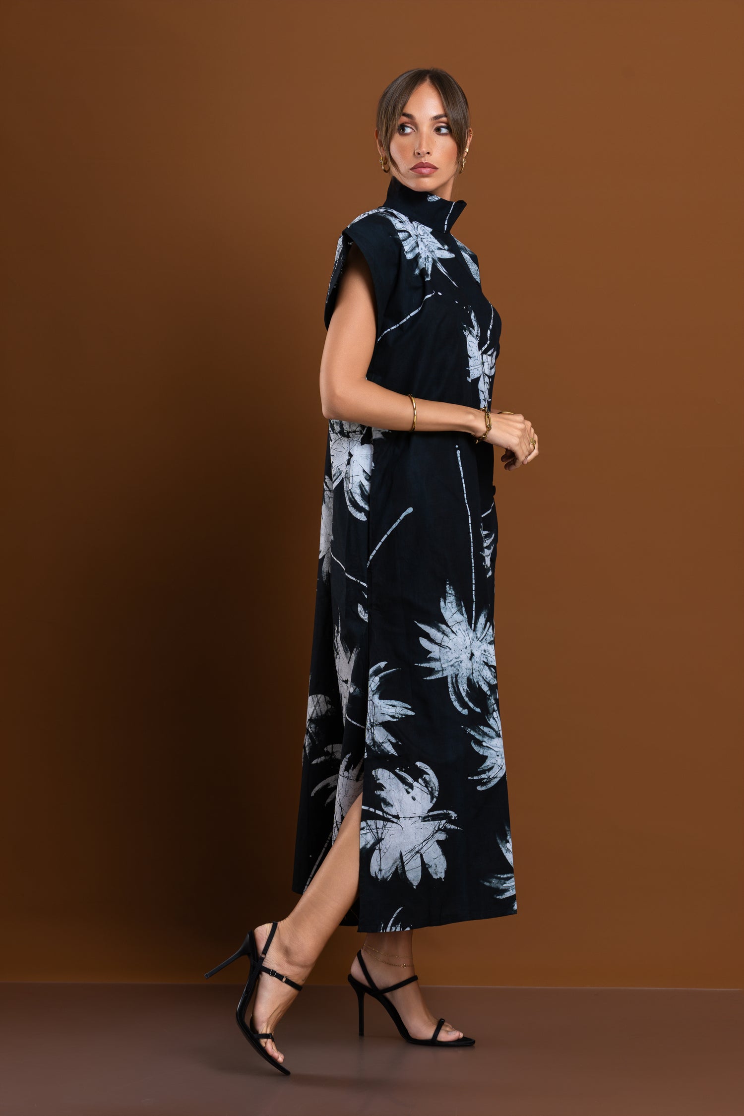 Mid Palm Zen Button Dress