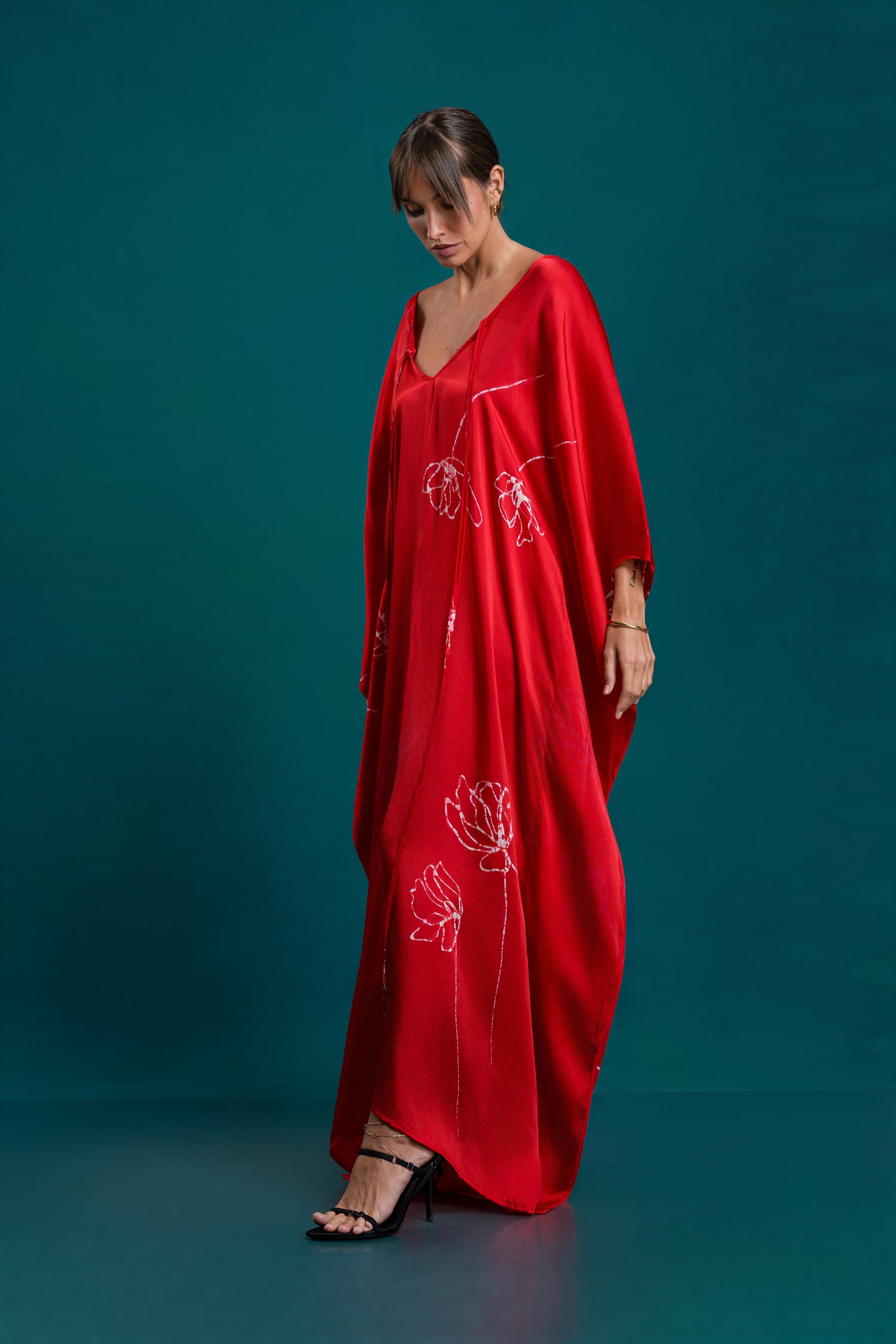 Lumina | Noir Red Rose Kaftan