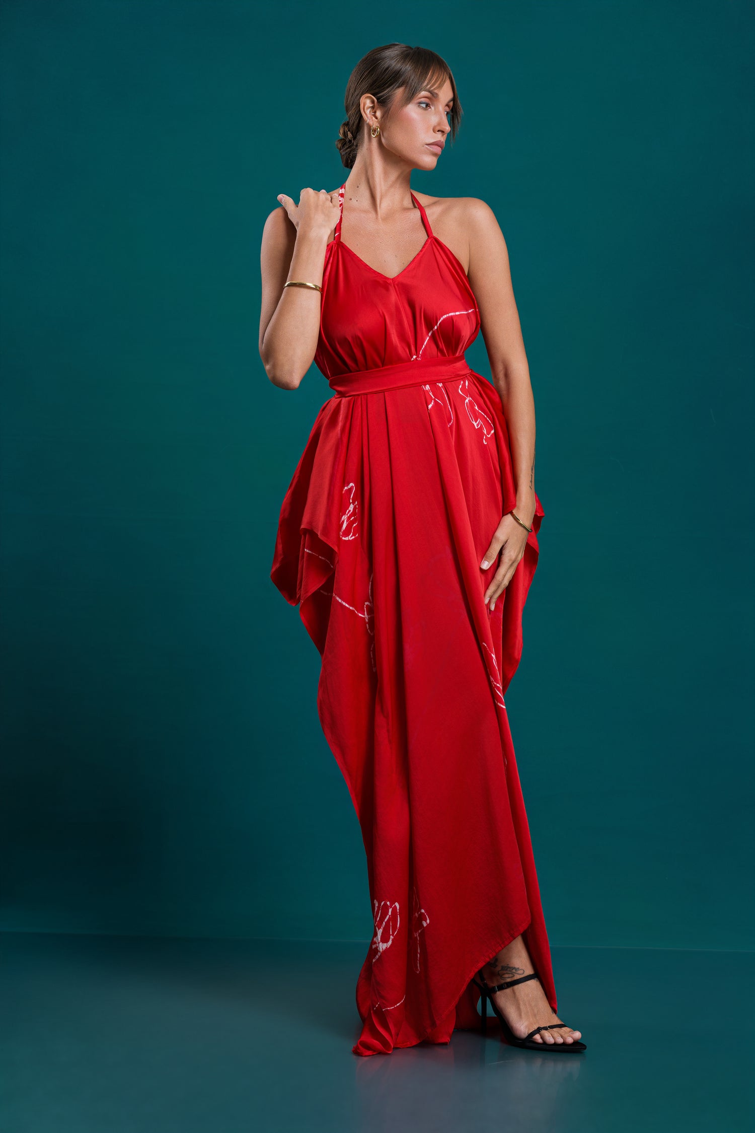 Lumina | Noir Red Rose Kaftan