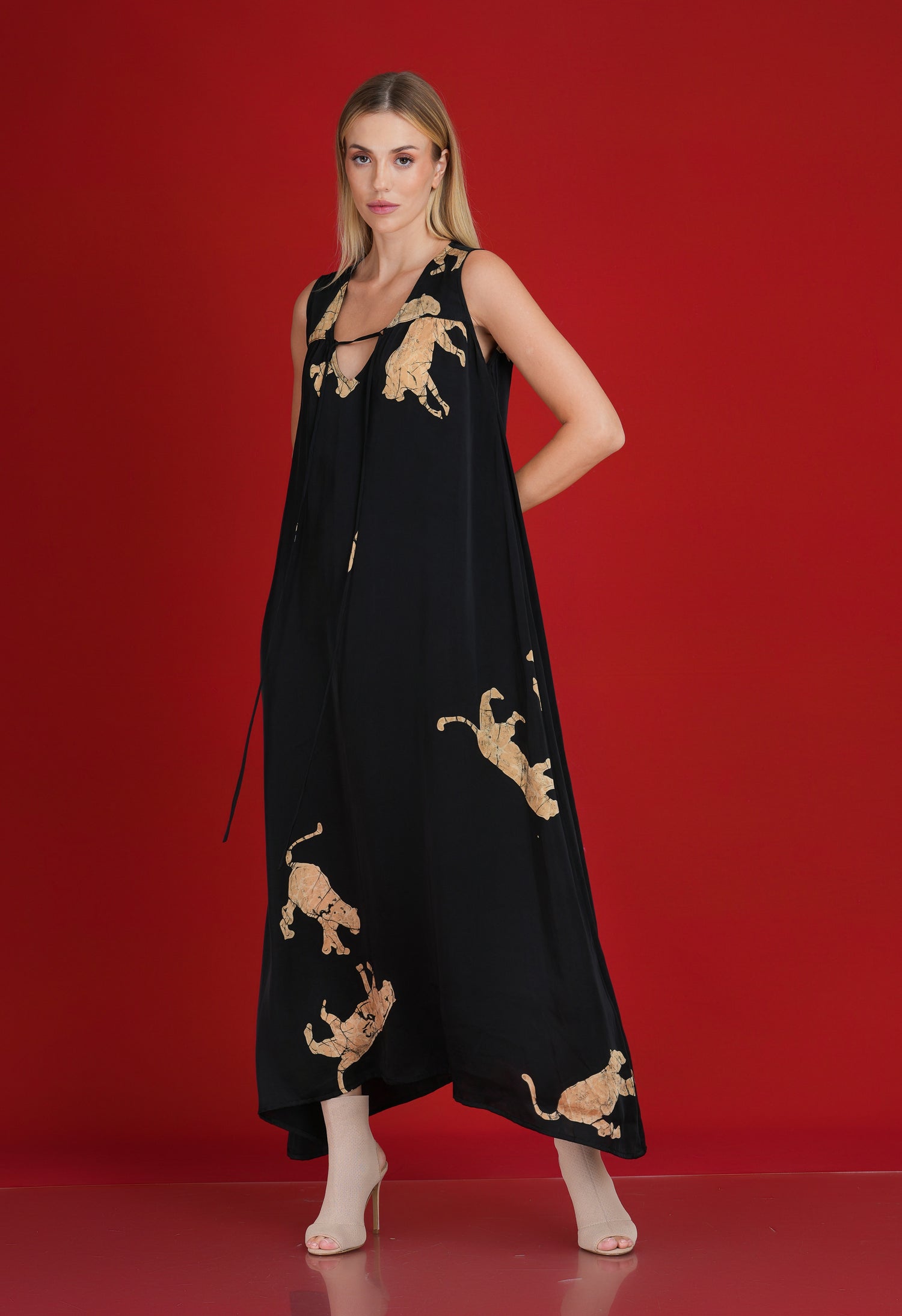 Golden Panthera: Black & Gold Tiger  Maxi Dress
