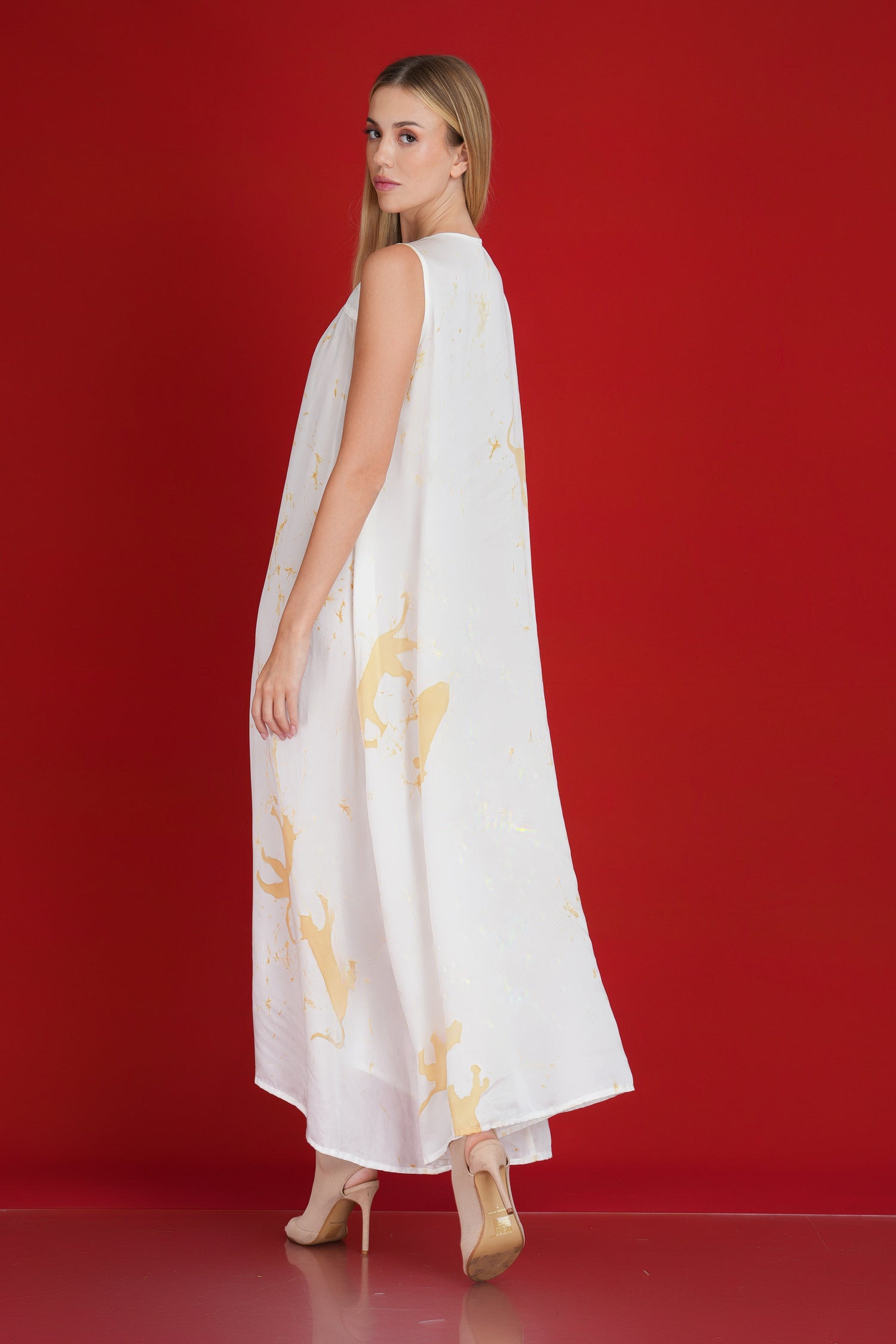 Golden Majesty: Tiger Print Maxi Dress