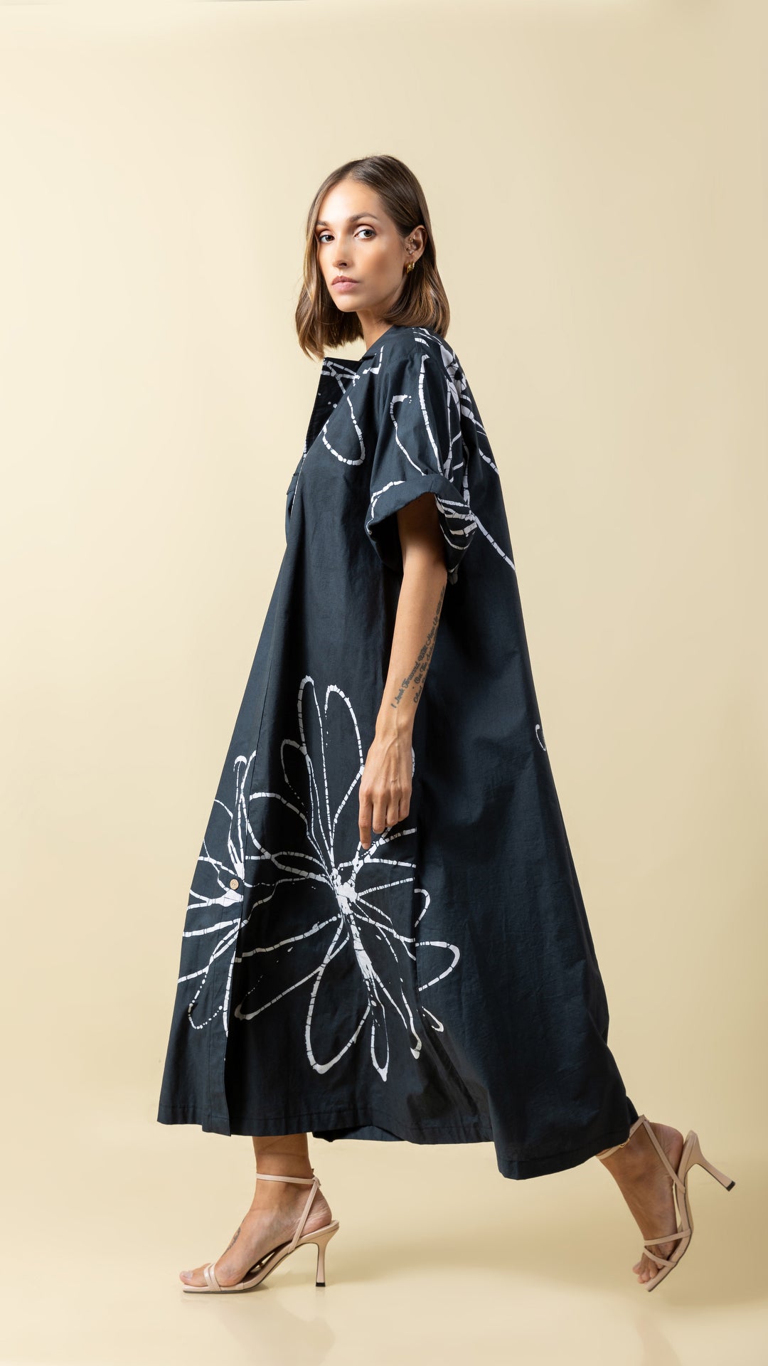 Effortless Elegance: The Oversized Black Shirt Dress