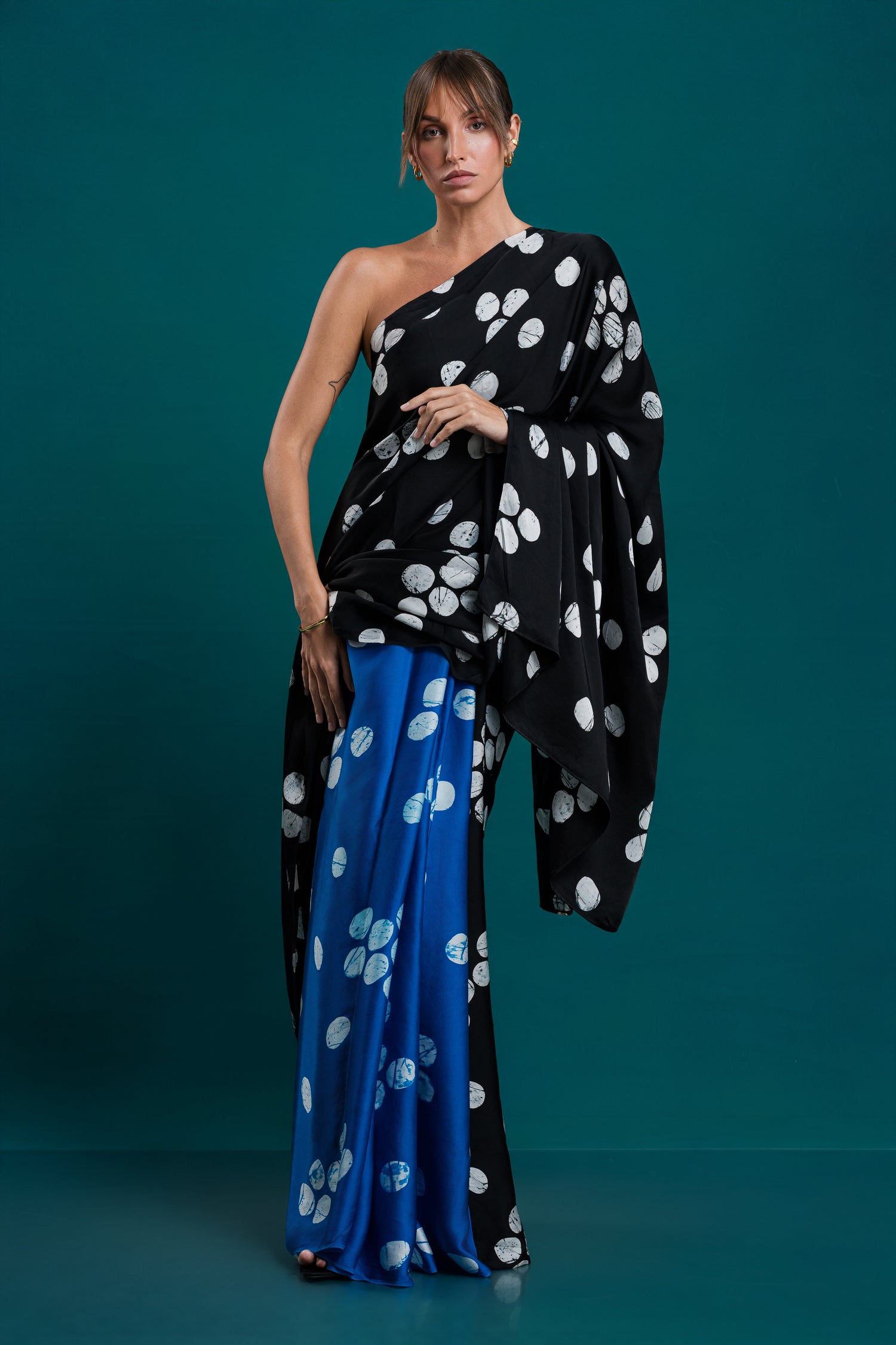 Dual-Tone Polka Dot Statement Saree