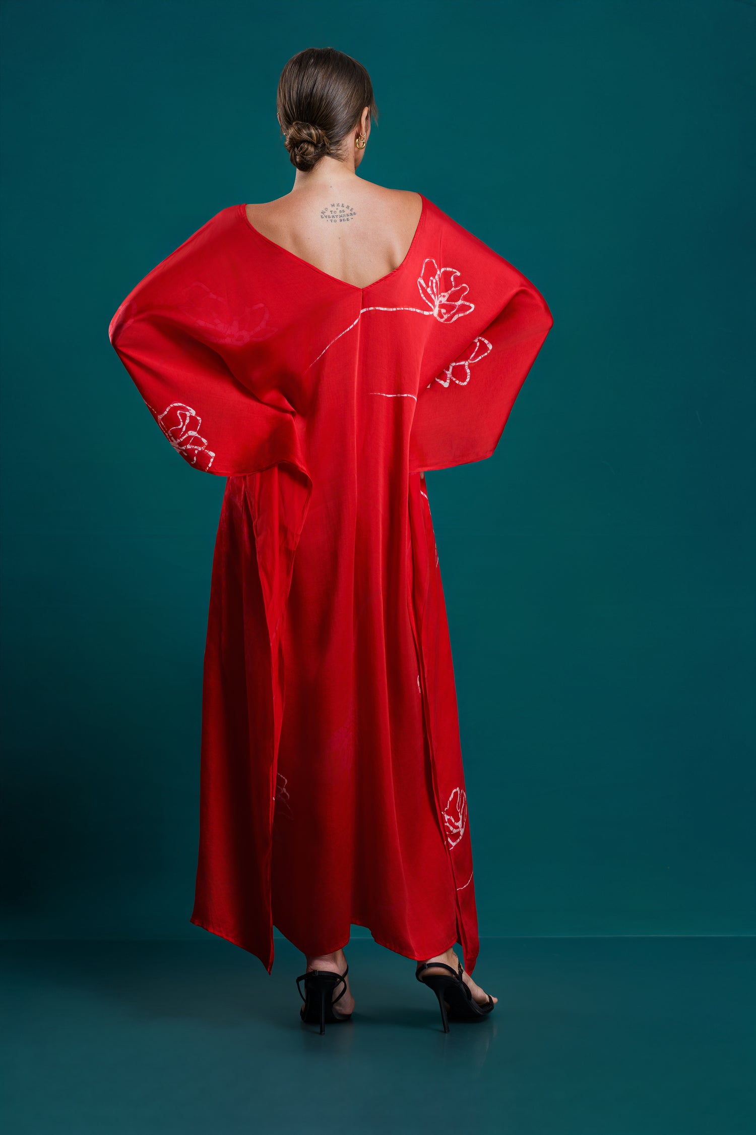 Lumina | Noir Red Rose Kaftan