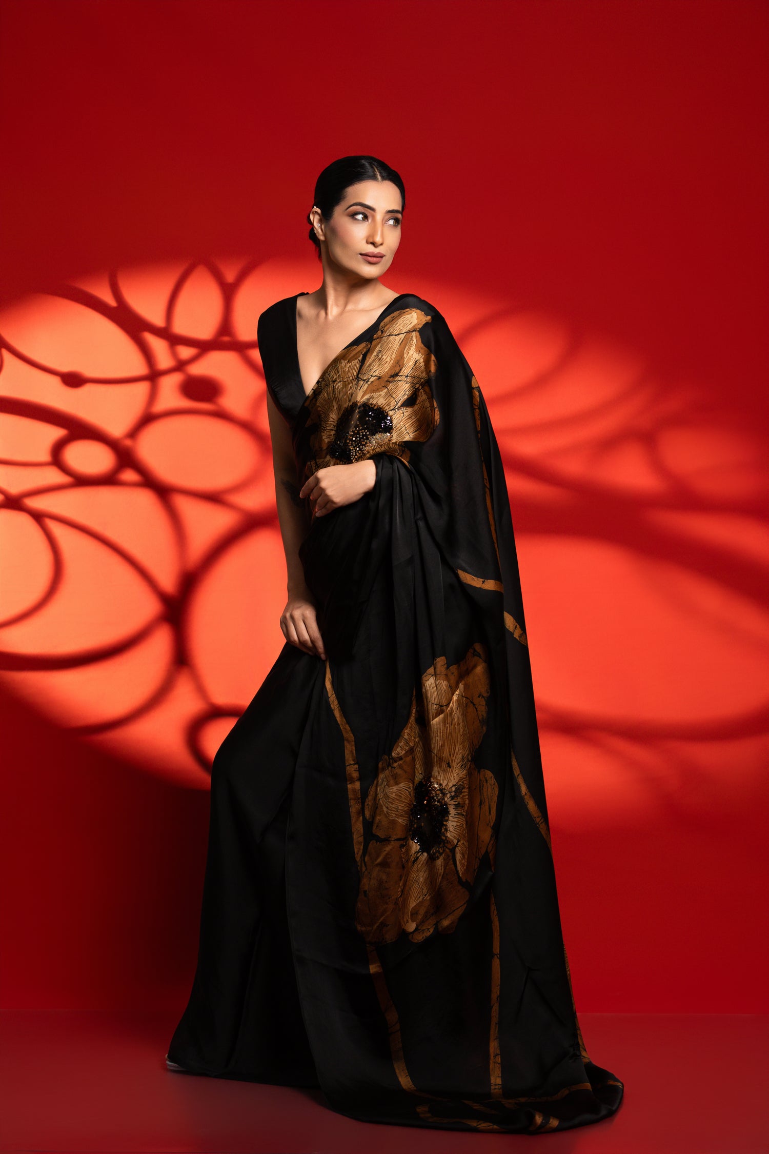 Mandara – Black & Gold Floral Saree with Sequins